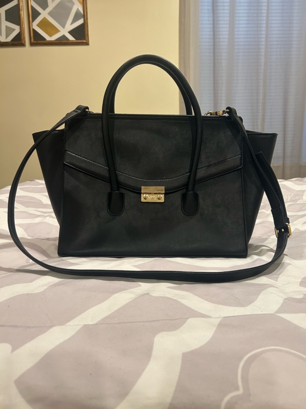 Forever 21 Faux Leather Trapeze Satchel - Black